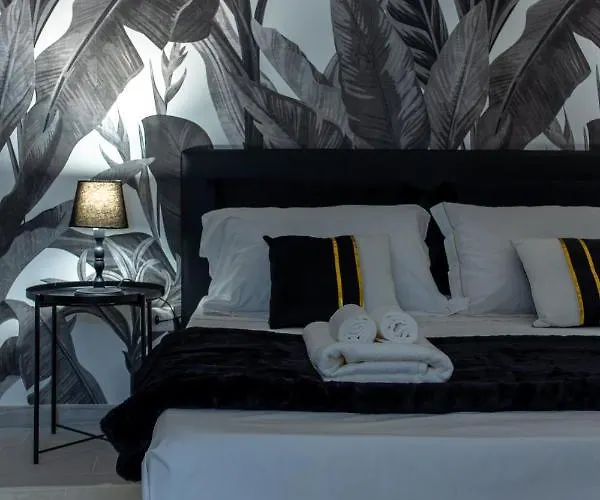 Tropical - Boutique * Gallipoli